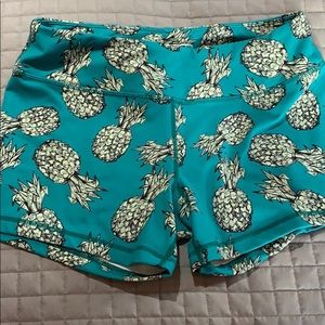 Born Primitive workout biker shorts size medium